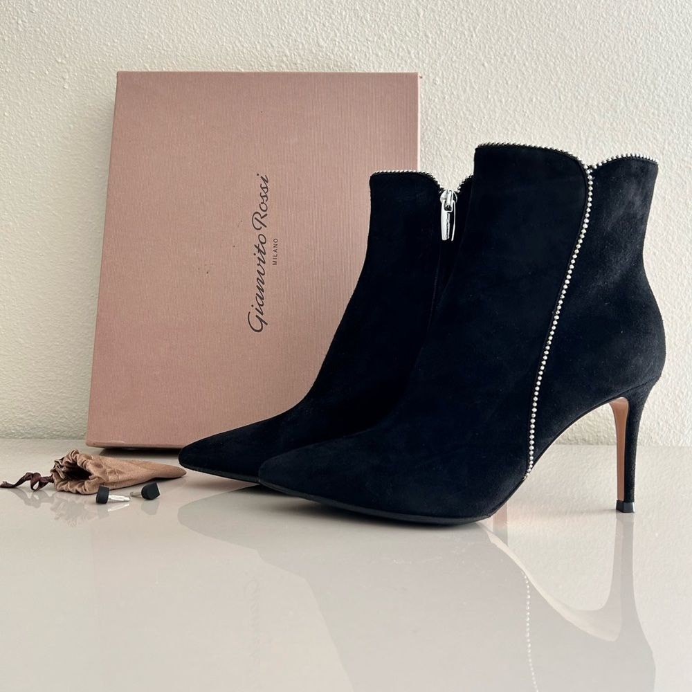 Gianvito Rossi Neige Black Suede Ankle Boots